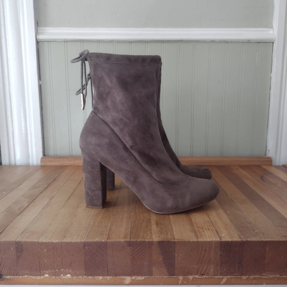 Wet Seal Vegan Suede Slouch Pull On Boots - Picture 2 of 5